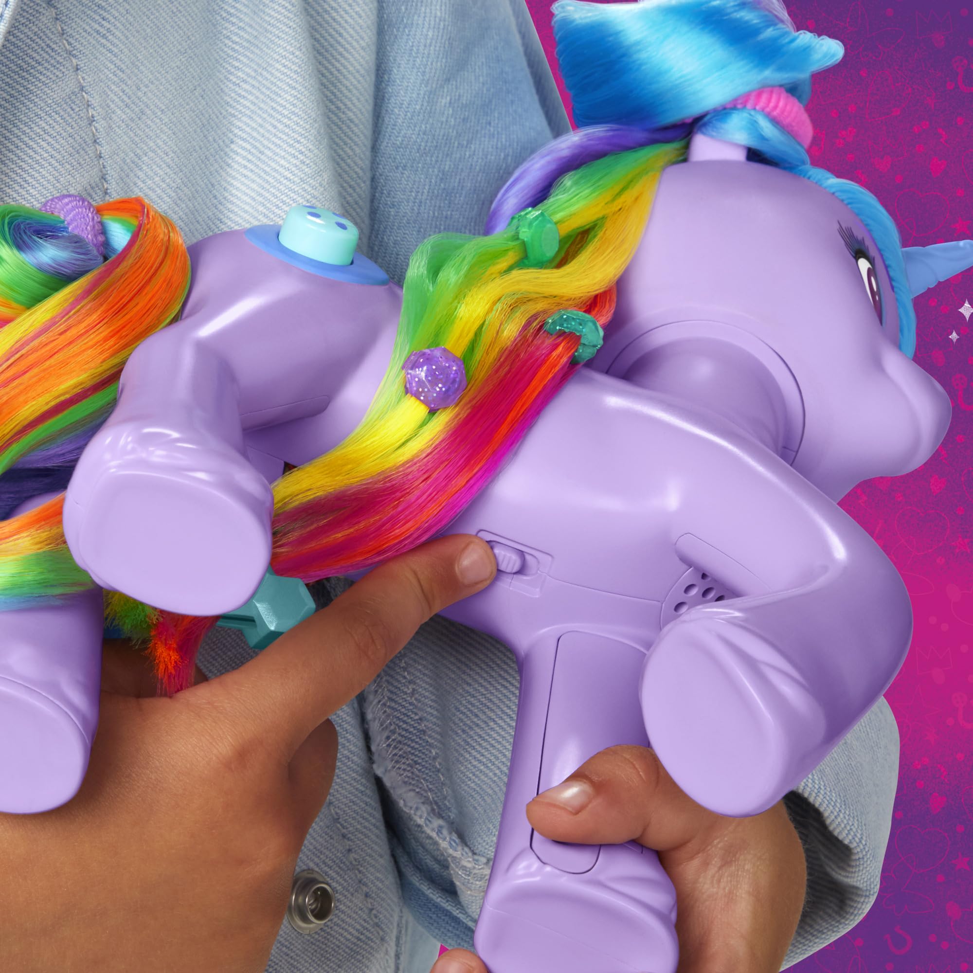 My Little Pony: Tell Your Tale Rainbow Styles Izzy Moonbow Unicorn Toy - Interactive Figure with 17 Accessories, Ages 4+ 9