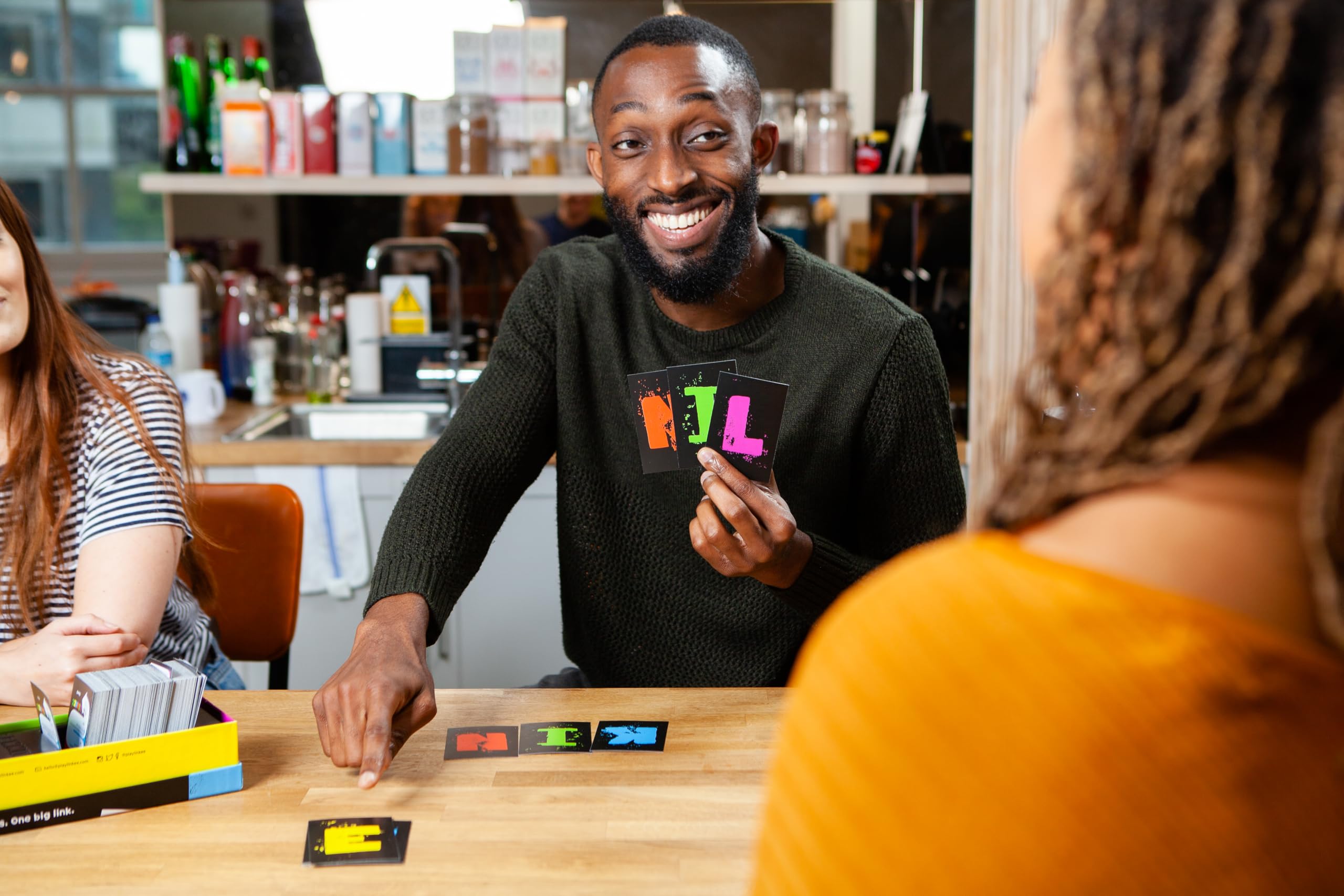 Ideal Linkee 4 Card Game - Shouty-Outy Family Trivia Party Game for 2-30 Players 7