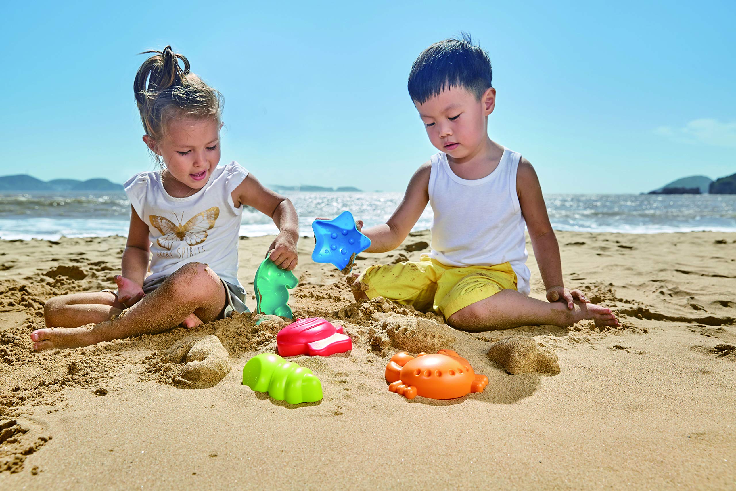 Hape Sea Creatures Sand Moulds - Beach Toys | Ages 2-6 | Plastic 2