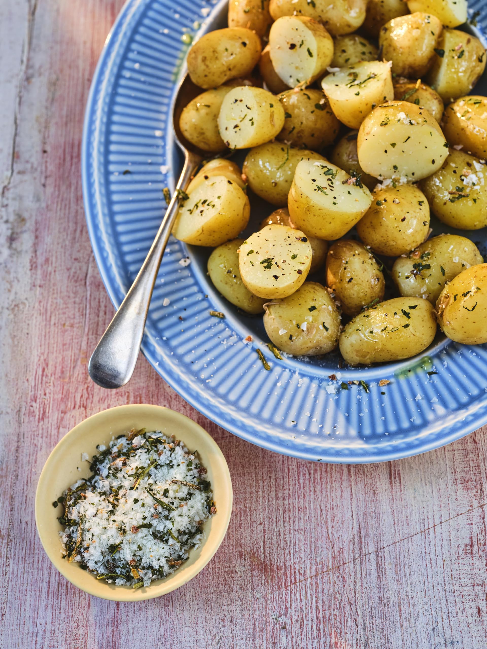 Maldon Garlic Sea Salt with Wild and Roasted Garlic Flakes | 500g Tub 5