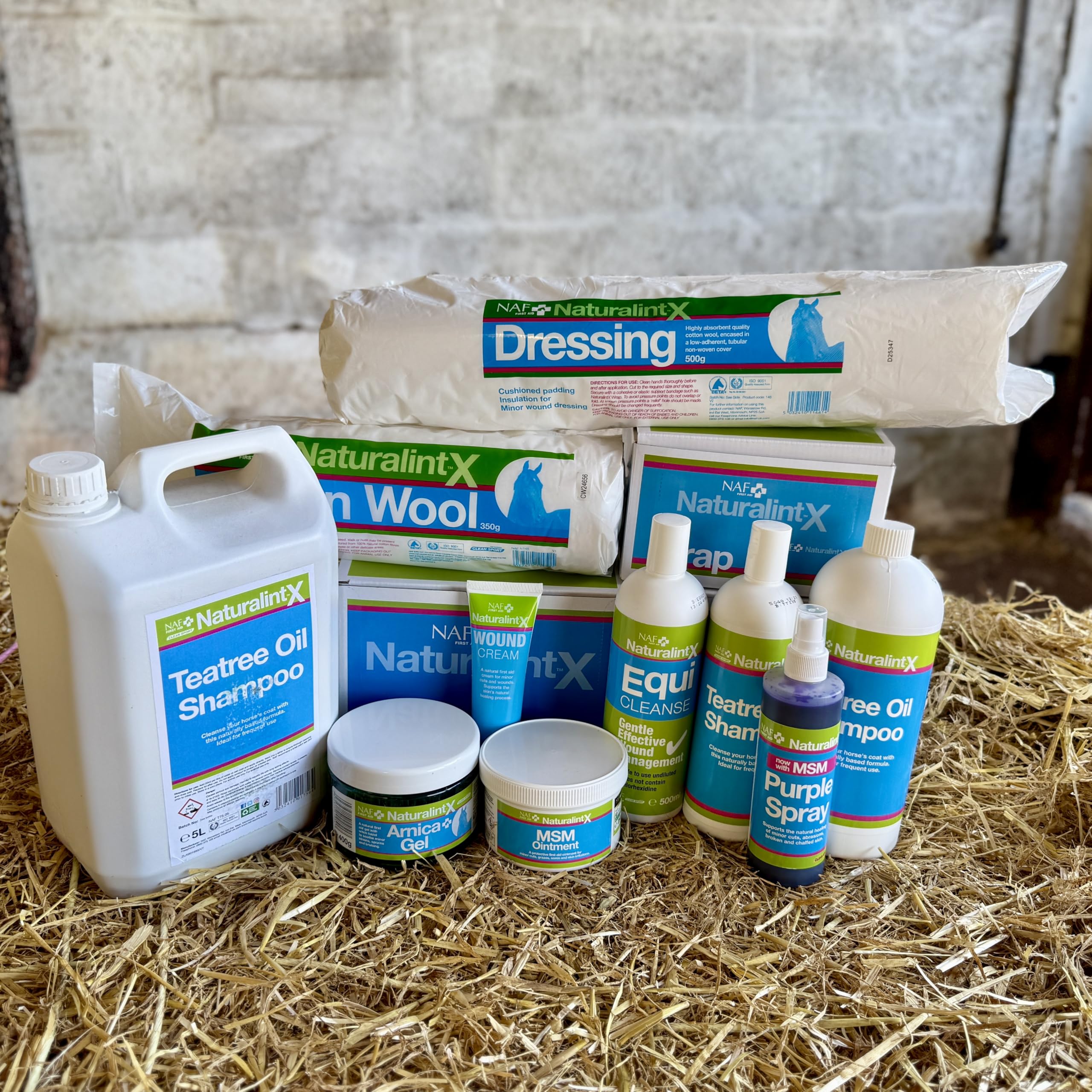 NAF NaturalintX Cotton Wool - Veterinary Grade Absorbent Roll for Equine First Aid | 350g 5