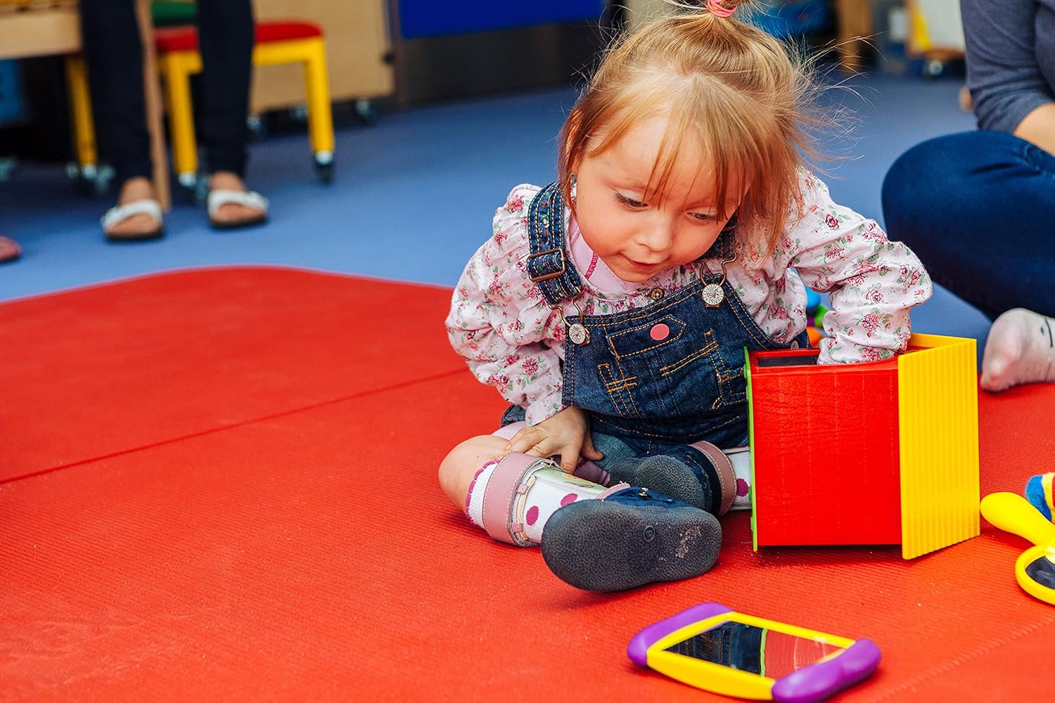 Learning Resources All About Me 2-in-1 Mirrors - Double-Sided Fun for Toddlers 8