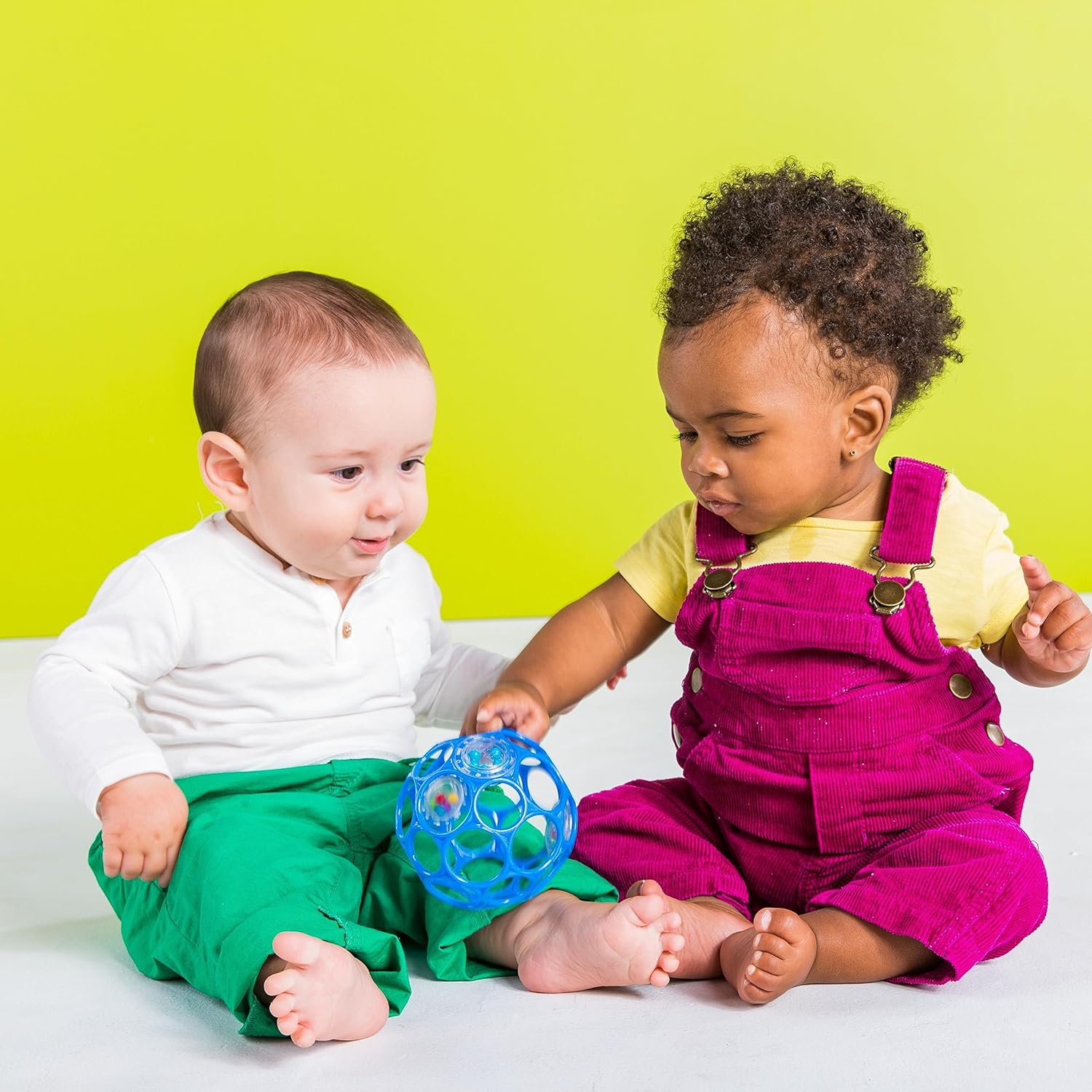 Bright Starts Oball Easy-Grasp Rattle - BPA-Free Infant Toy for Newborns 3