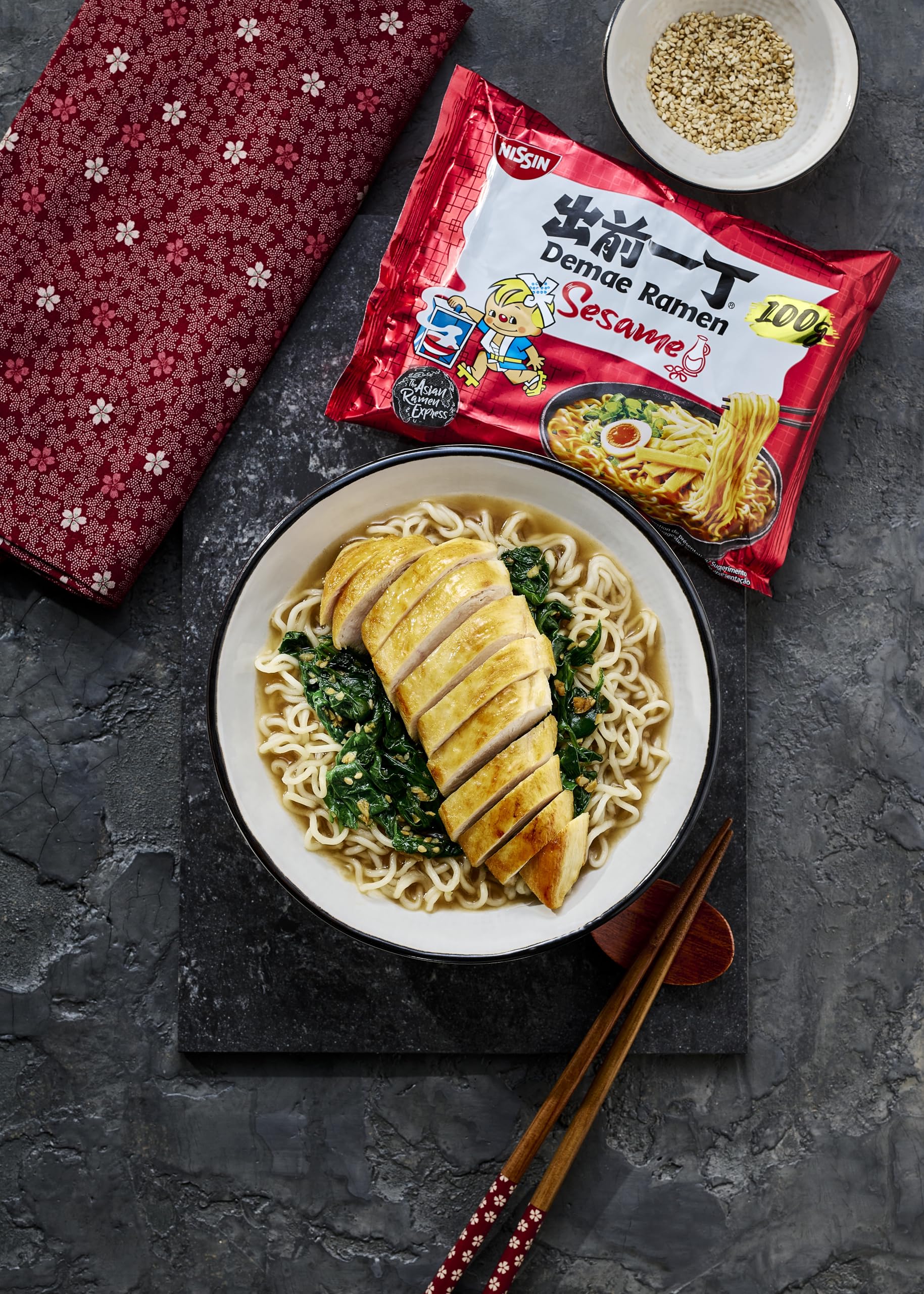 NISSIN Ramen Sesame Flavoured Instant Noodles, 100g (Pack of 10) 5