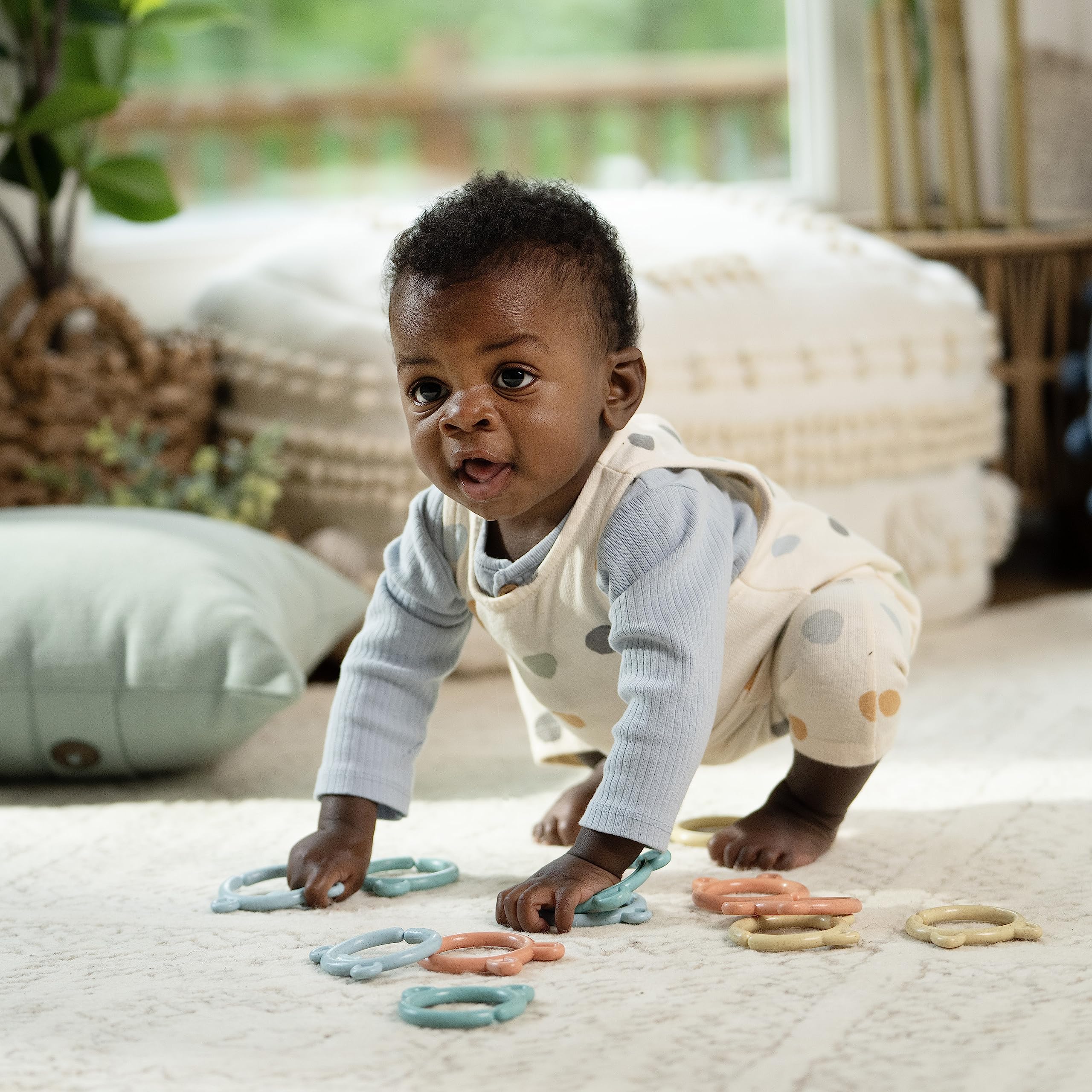 Ingenuity Sheppy's Squad Toy Links - 12 Flexible Plant-Based Links for Newborn and Up 5