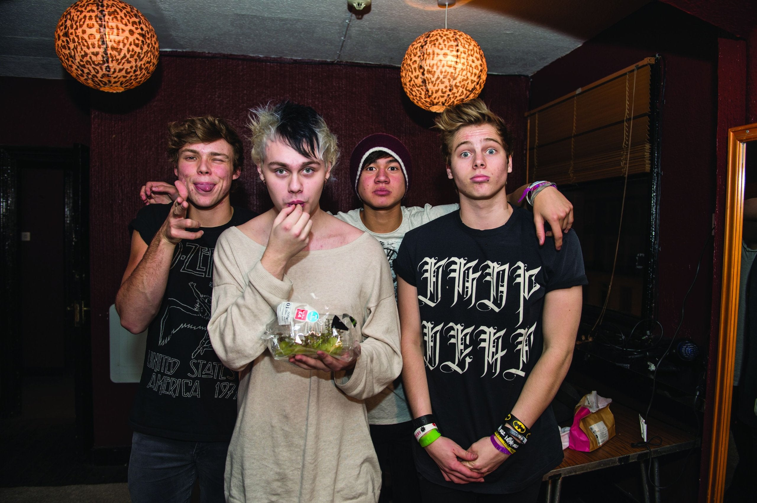 5 Seconds of Summer - 5 Seconds of Summer [CD] 4