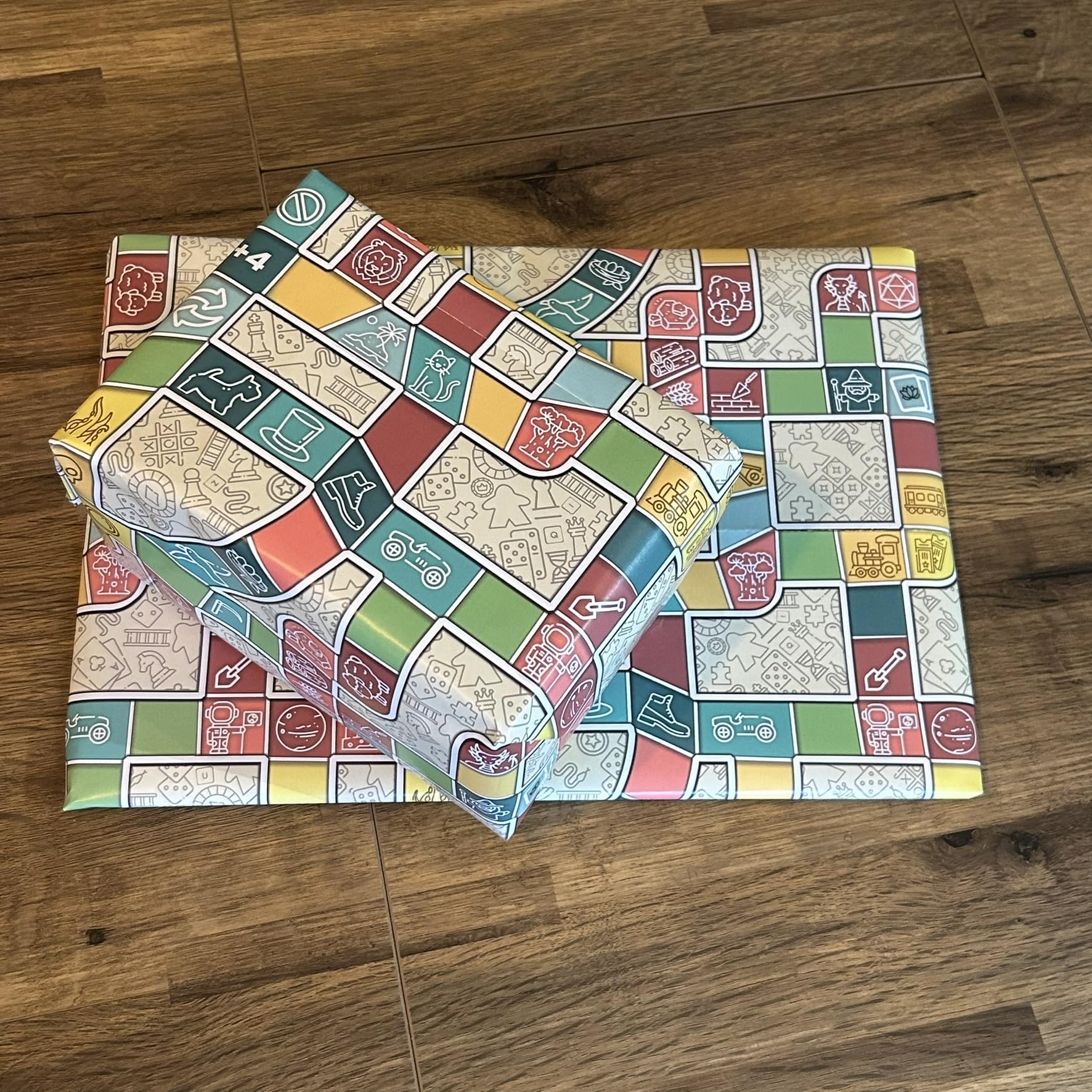 Loke BattleMats Spot The Game Gift Wrap - Premium 90 GSM Paper | Multicolor | Pack of 1 3