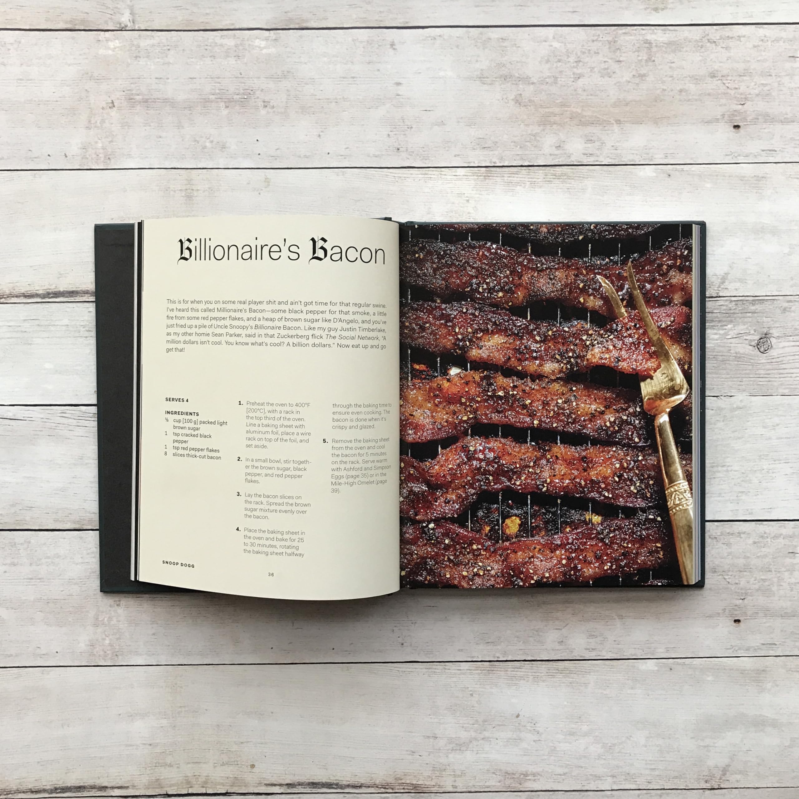 Chronicle Books From Crook to Cook: Platinum Recipes from Tha Boss Dogg's Kitchen Hardcover Illustrated 7
