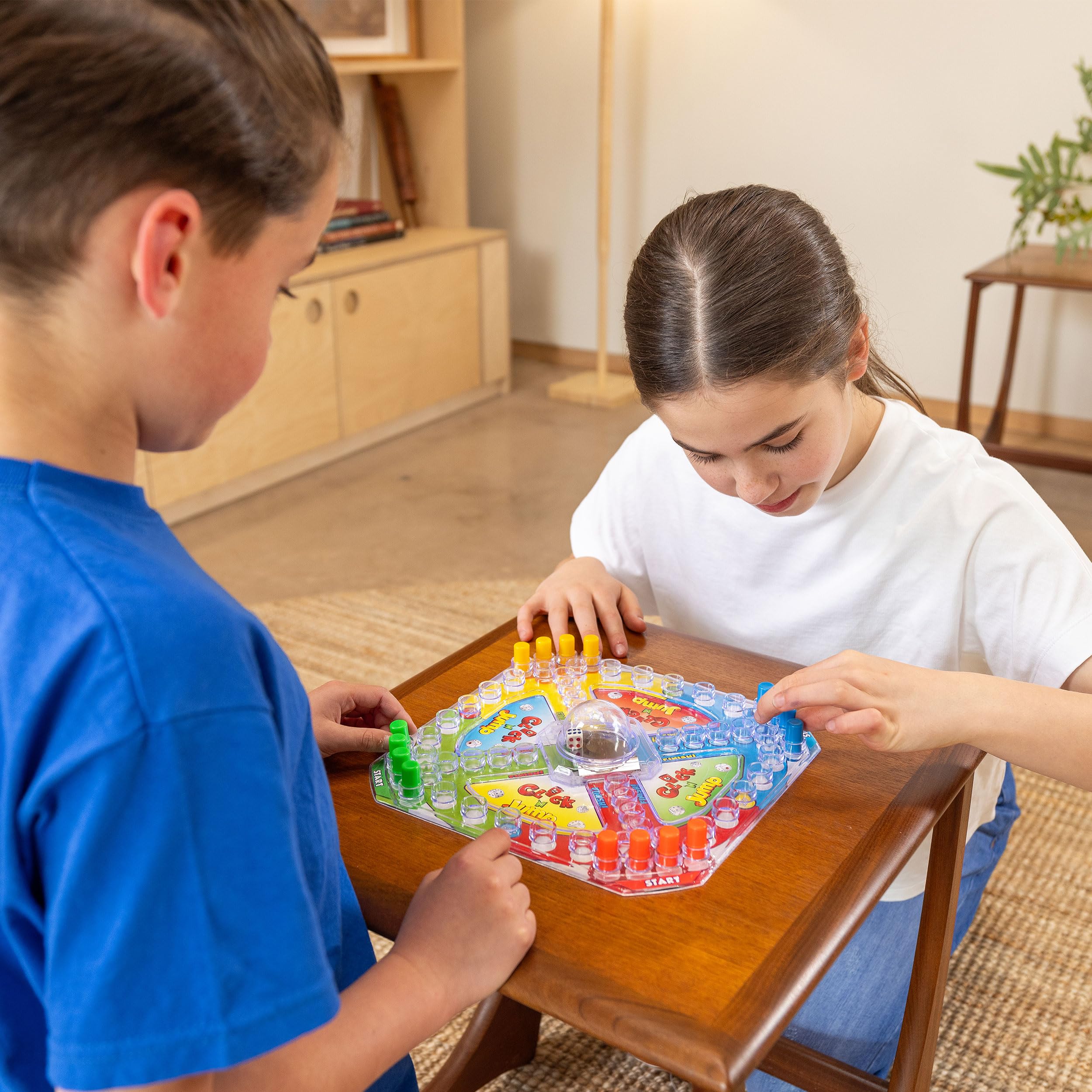 Toyrific Click and Jump Family Board Game 8