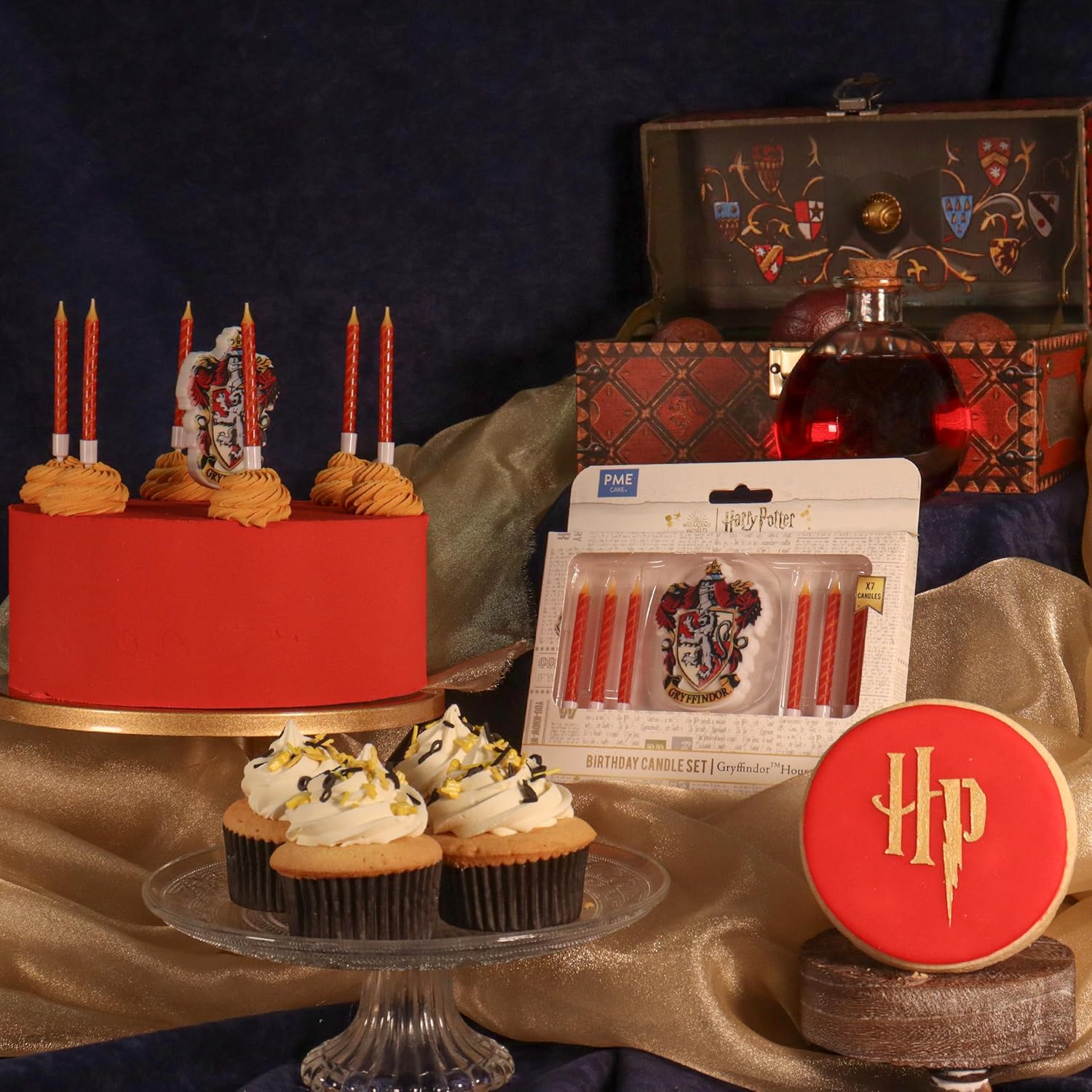 PME Harry Potter Gryffindor Birthday Candle Set - 7-Piece Candle & Crest Decoration 6