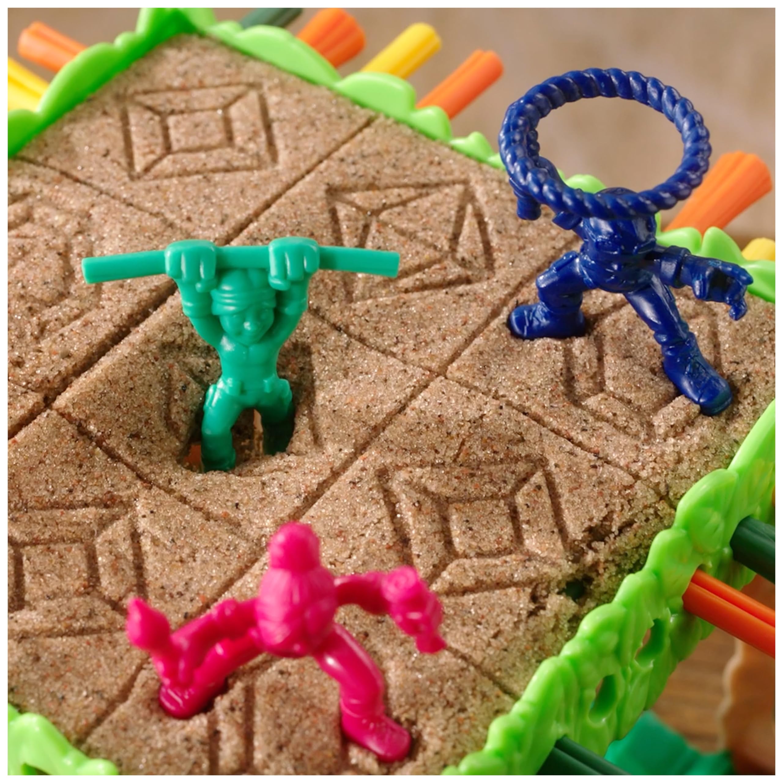 Spin Master Games Sink N’ Sand Quicksand Kids Board Game with Kinetic Sand 16