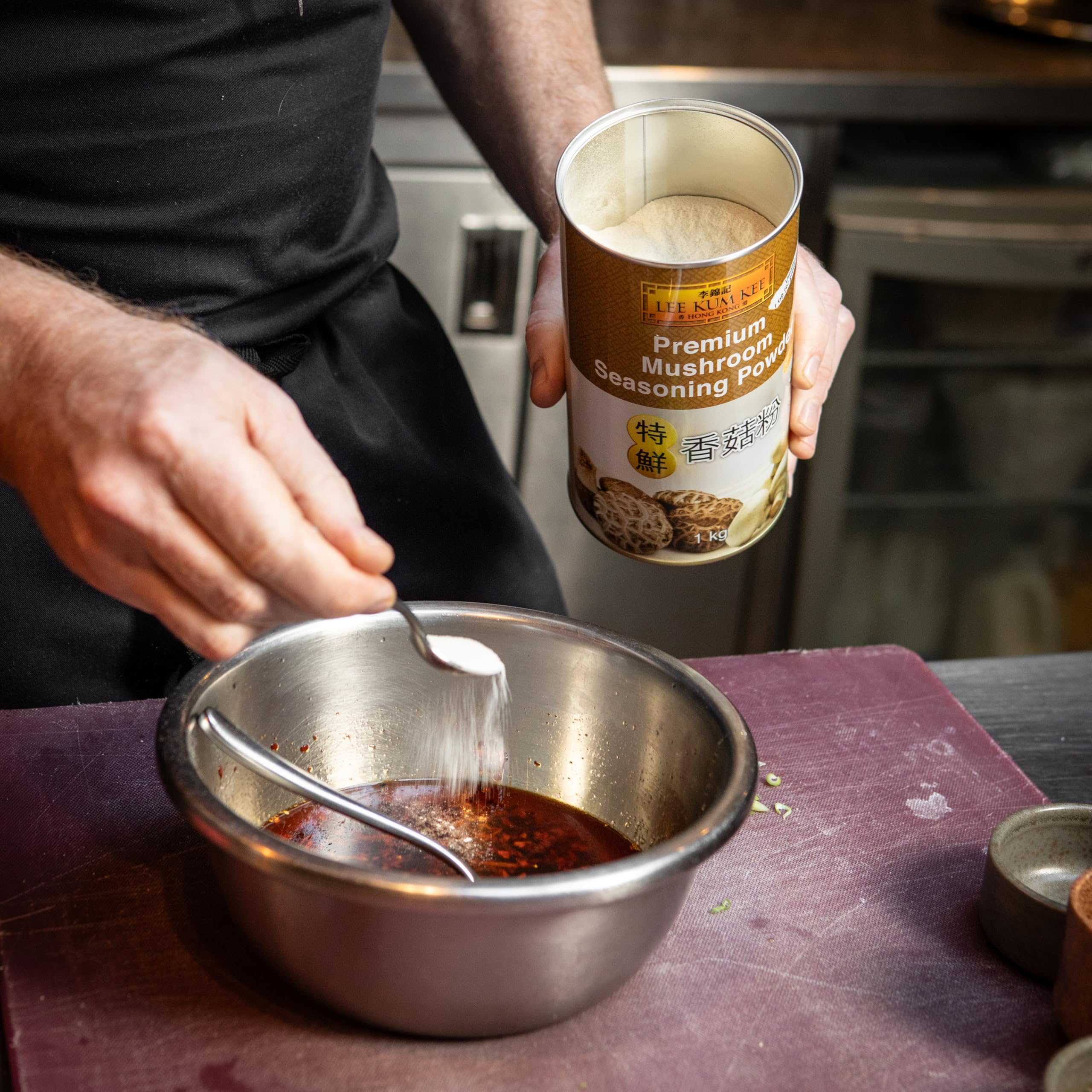 Lee Kum Kee Premium Mushroom Seasoning Powder - Umami Flavour, Vegan & Halal, 1 kg 8