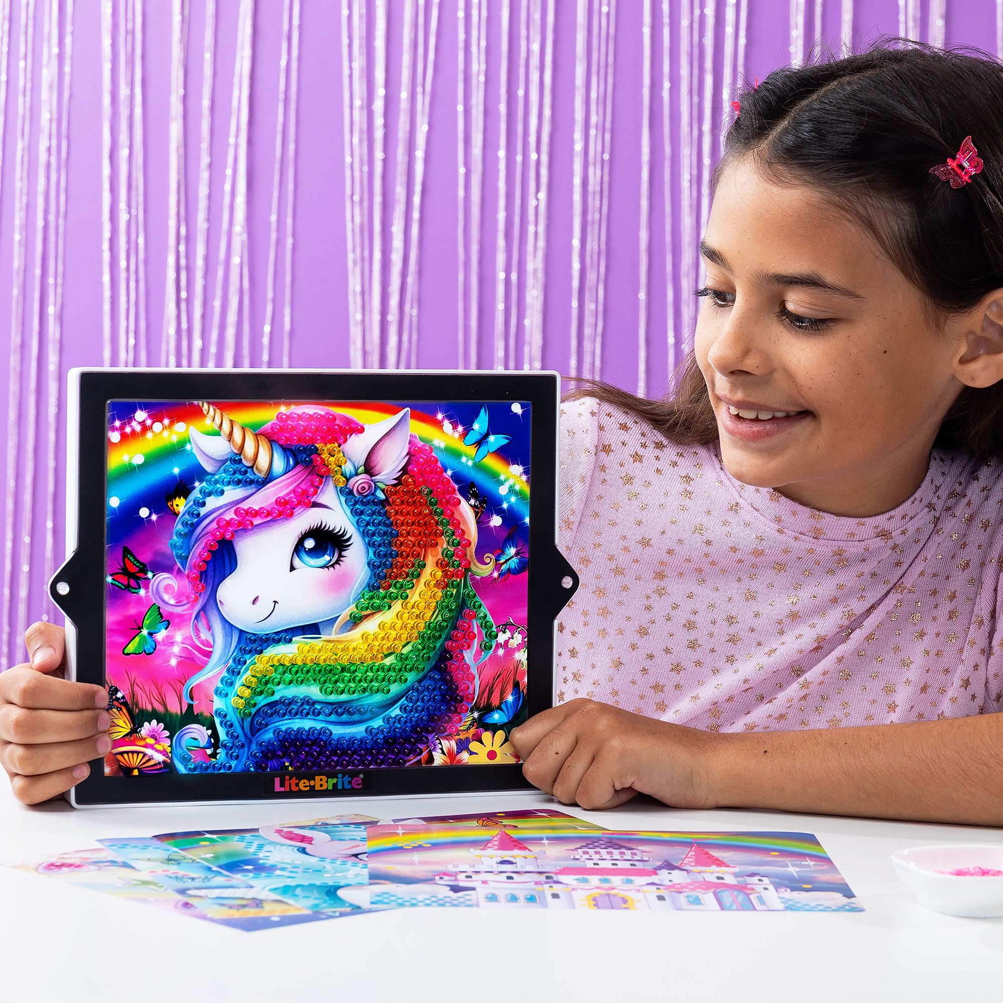Lite Brite Colour Pop! Rainbow Dreams - 650 Mini Pegs, 6 Templates, 4 Light Modes