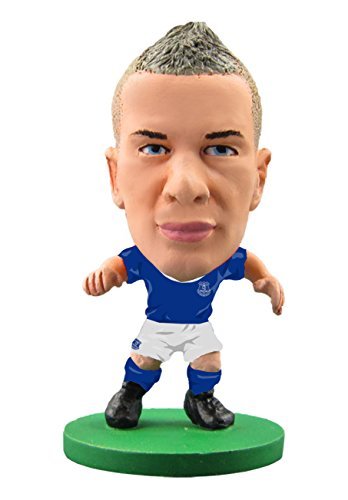 SoccerStarz SOC929 Everton Tom Cleverley Classic Home Kit