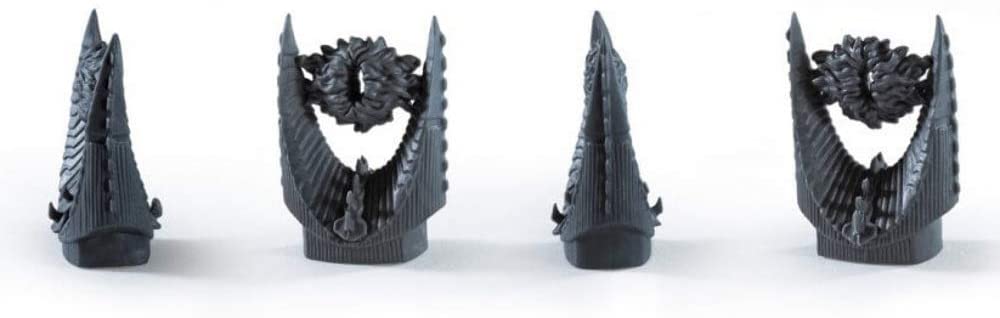 The Noble Collection The Lord of the Rings Chess Set Battle for Middle-Earth 11