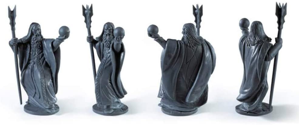 The Noble Collection The Lord of the Rings Chess Set Battle for Middle-Earth 5