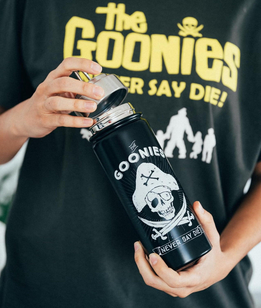 The Goonies Metal Hot & Cold Bottle 550ml - 18 oz