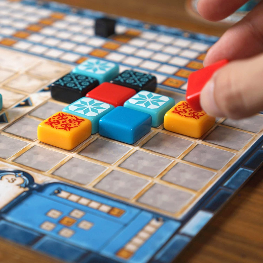 Plan B-Spiele jetzt auspacken | Azul | Brettspiel | Ab 8 Jahren | 2 bis 4 Spieler | 30 bis 45 Minuten Spielzeit