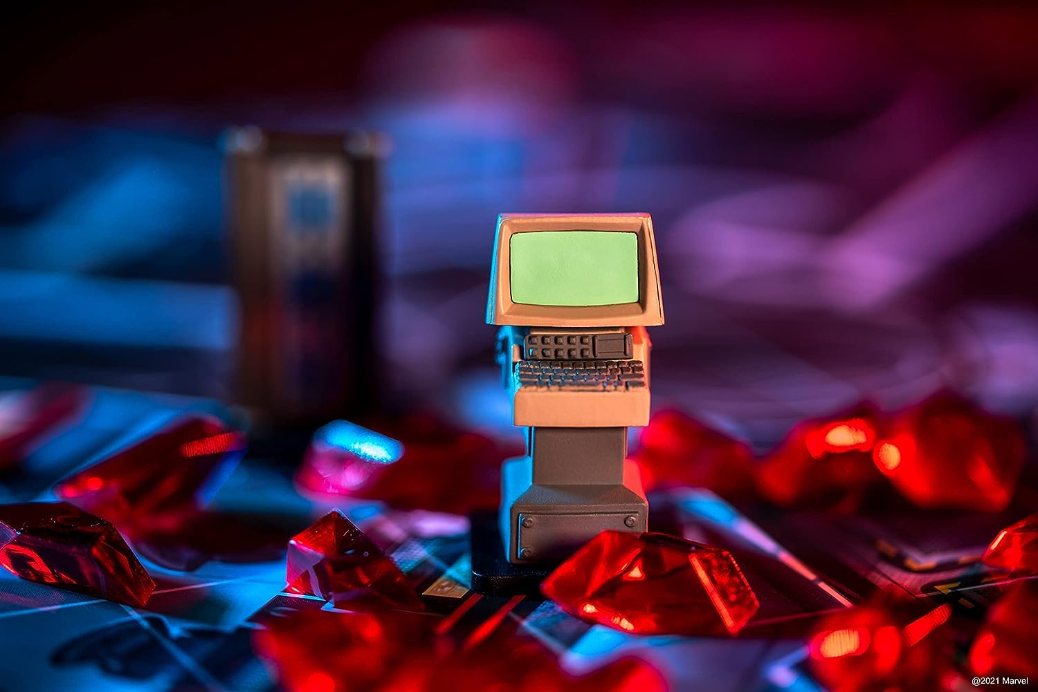 Funko Games Funkoverse Marvel 100 4er-Pack – Thanos – Captain America, Black Widow, Iron Man und Black Panther – 3'' (7,6 cm) POP! – Leichtes Strategie-Brettspiel 3