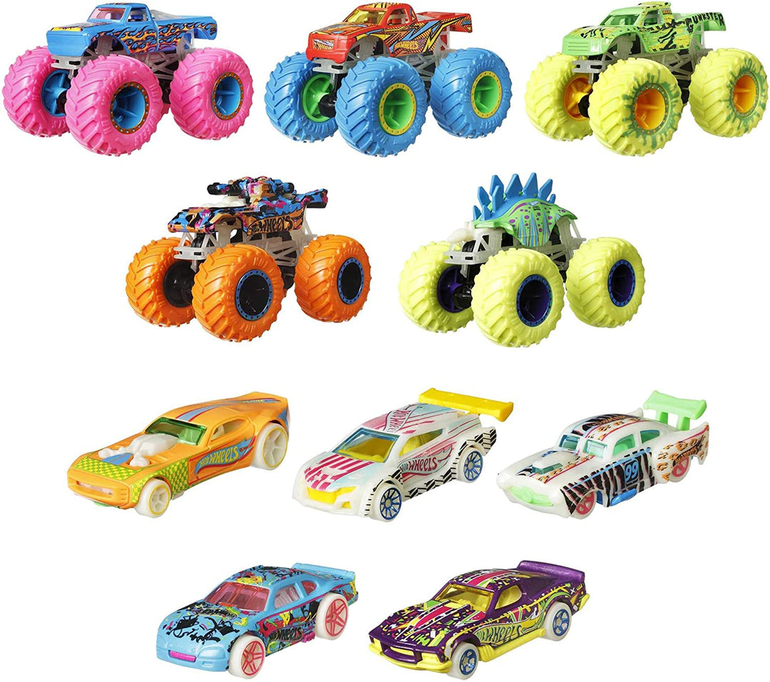 Hot Wheels Monster Trucks Glow in the Dark Bundle - Includes 5 Monster Trucks an