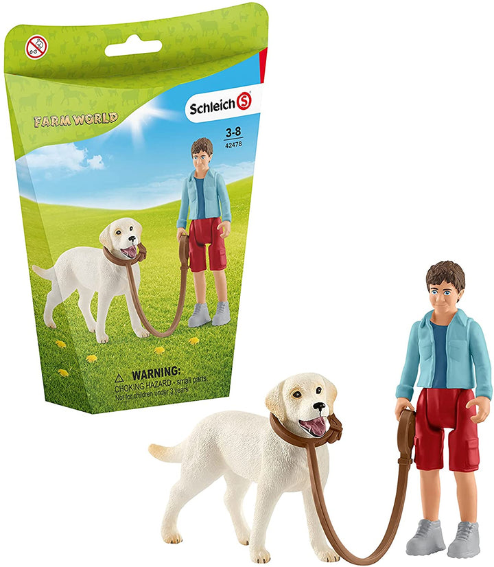 Schleich 42478 Farm World Caminando con Labrador Retriever