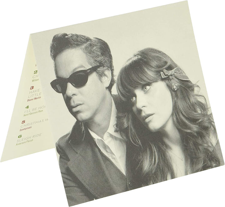 M. Ward She & Him - A Very She & Him Christmas [Audio CD]