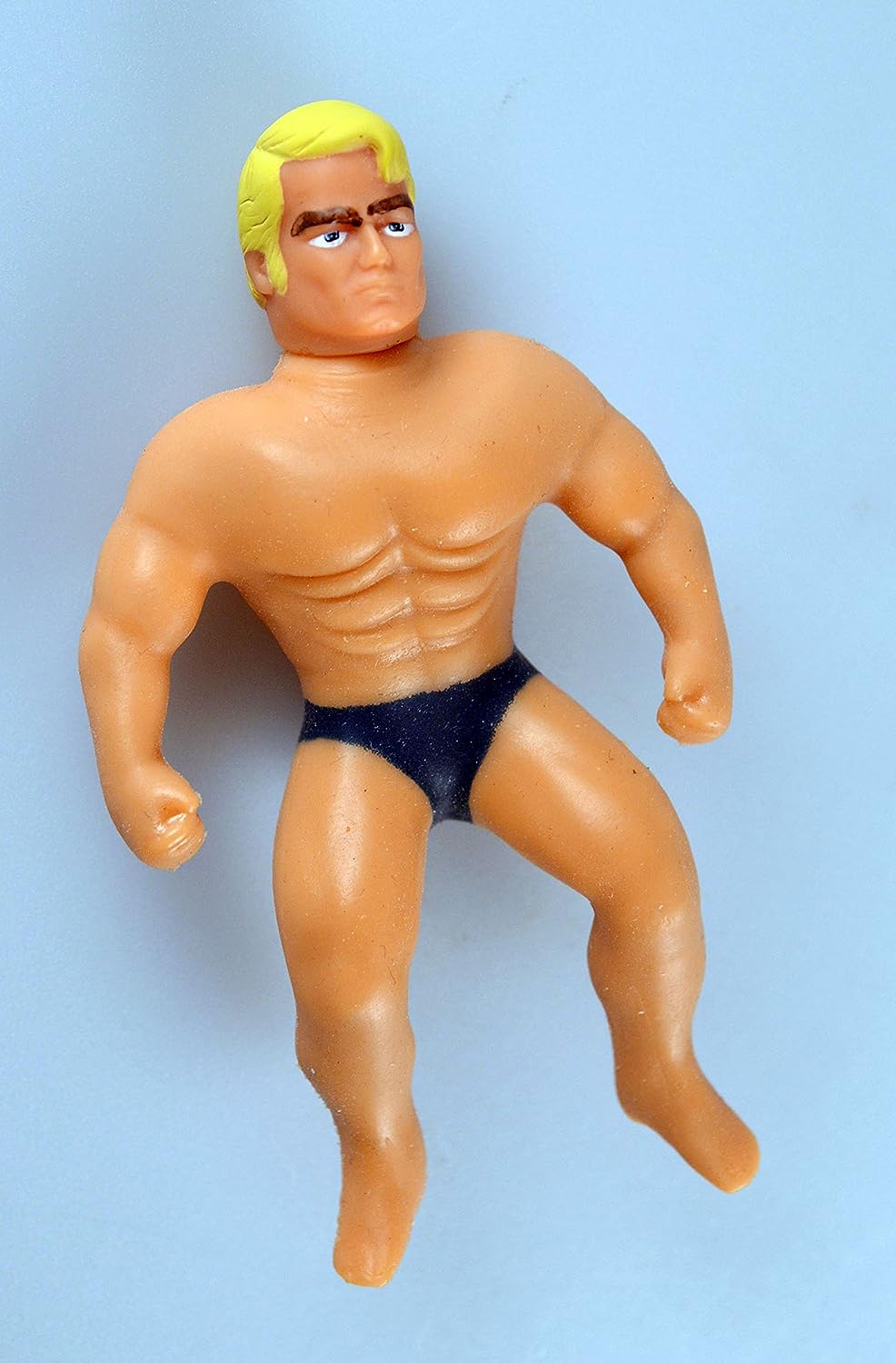 Der kleinste Stretch-Armstrong der Welt – 9 cm große, dehnbare Retro-Actionfigur 4